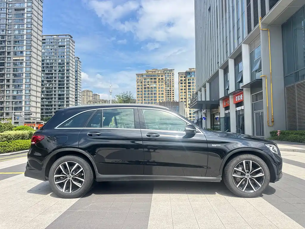 Mercedes-Benz GLC — миниатюра 4