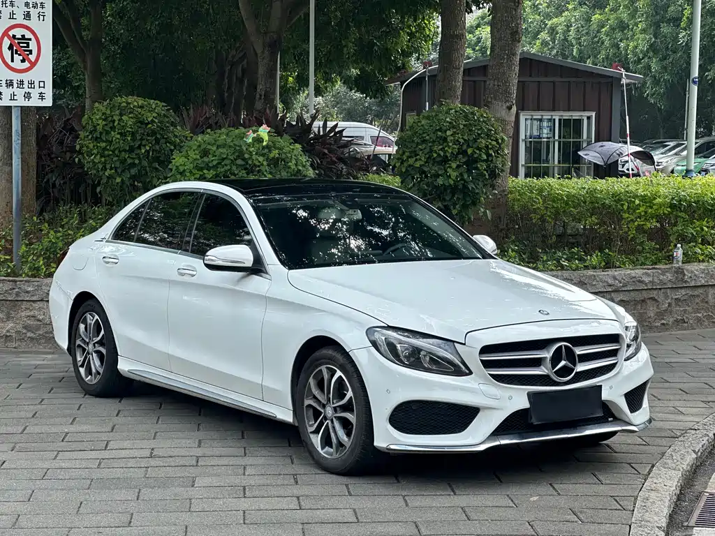 Mercedes-Benz C-Class — миниатюра 4