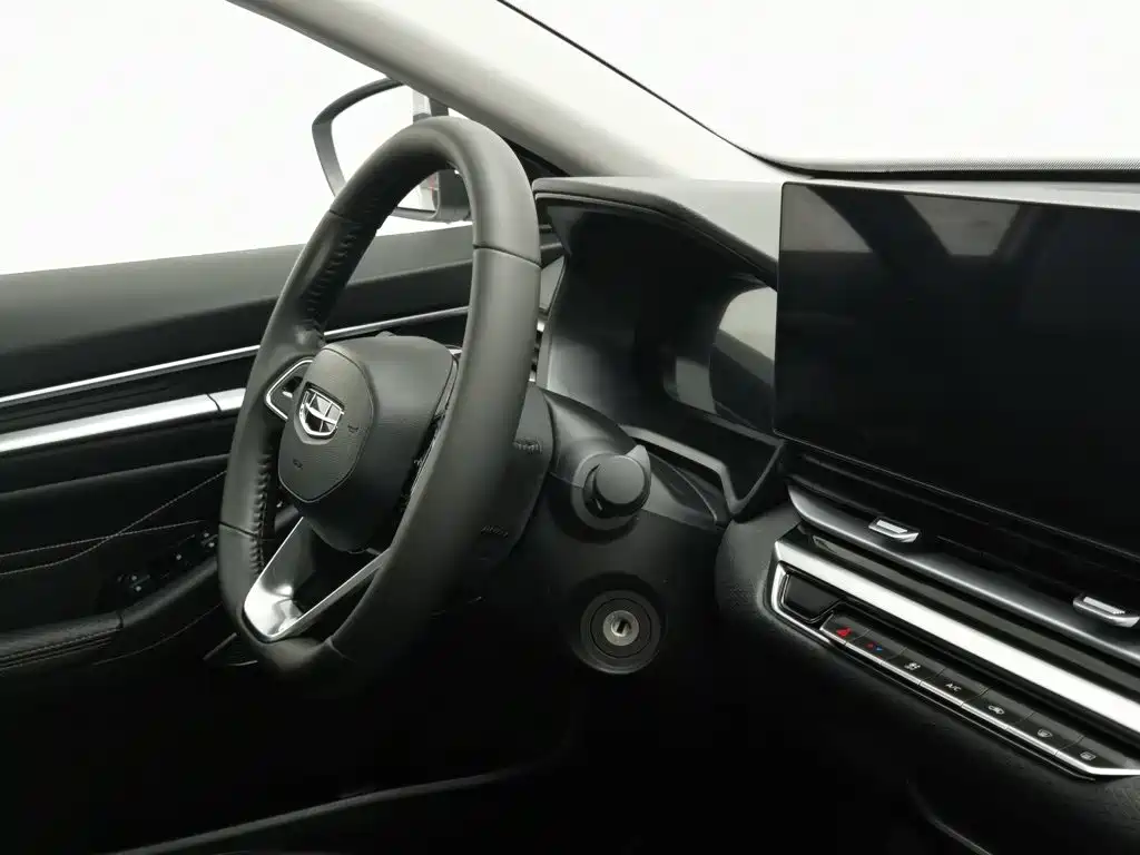 Geely Emgrand — миниатюра 22