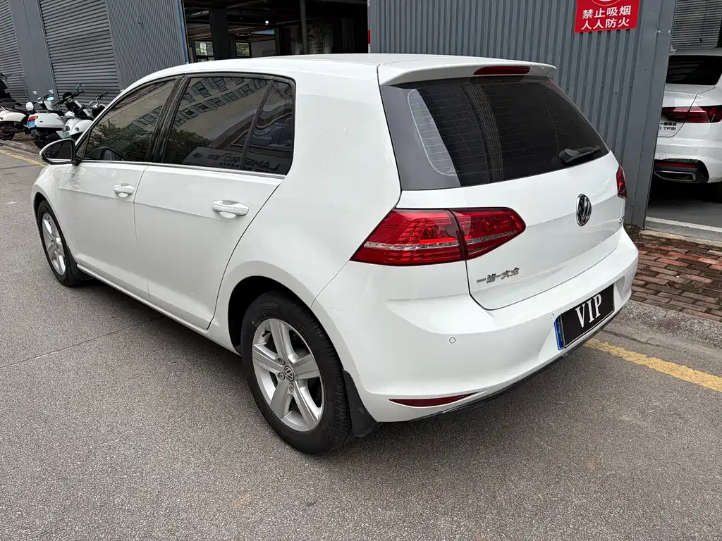 Volkswagen Golf — миниатюра 8