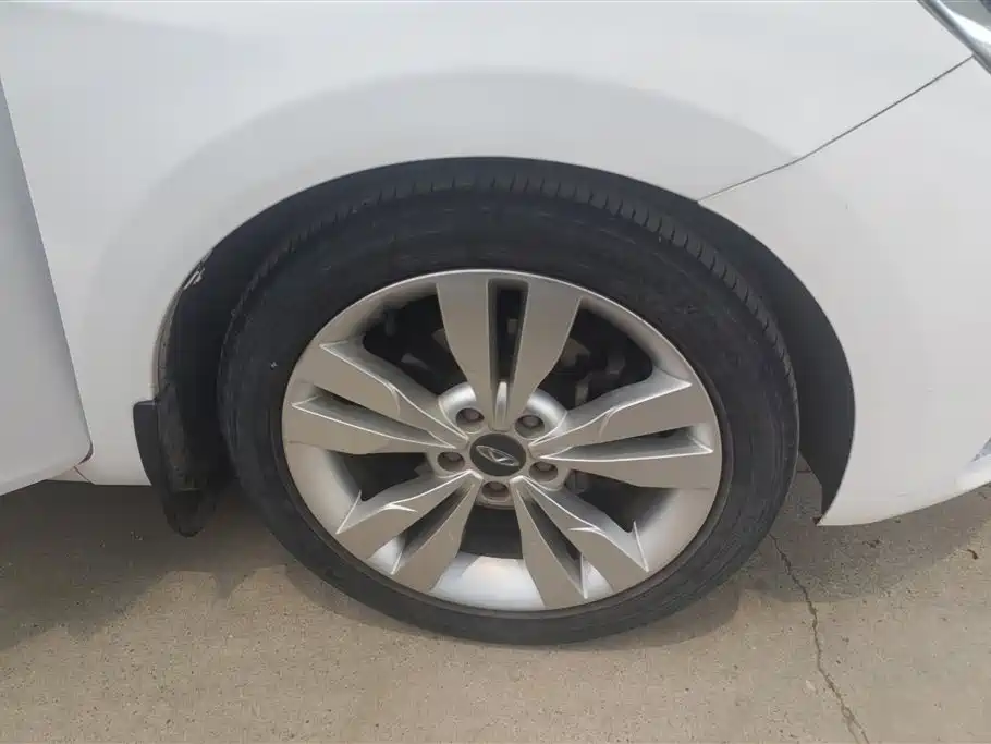 Chery Arrizo 5 5 2016 1.5L MT
