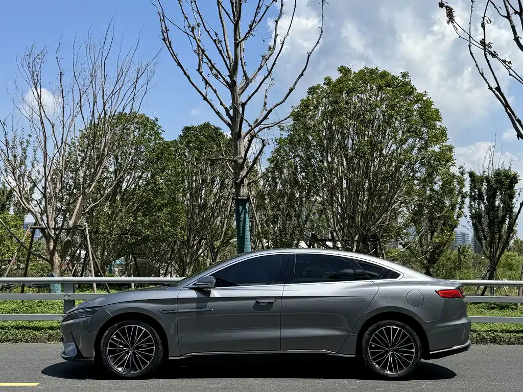 BYD Han — миниатюра 5