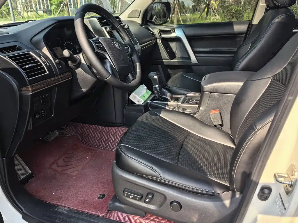 Toyota Prado — миниатюра 10
