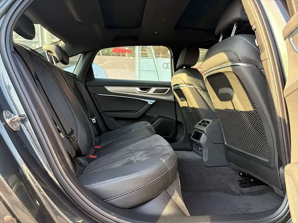 Audi A6L 2024 45 TFSI