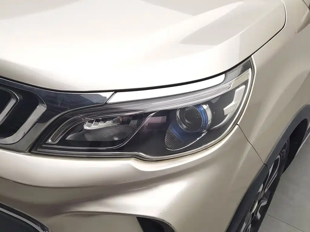 Geely Vision X3 — миниатюра 7