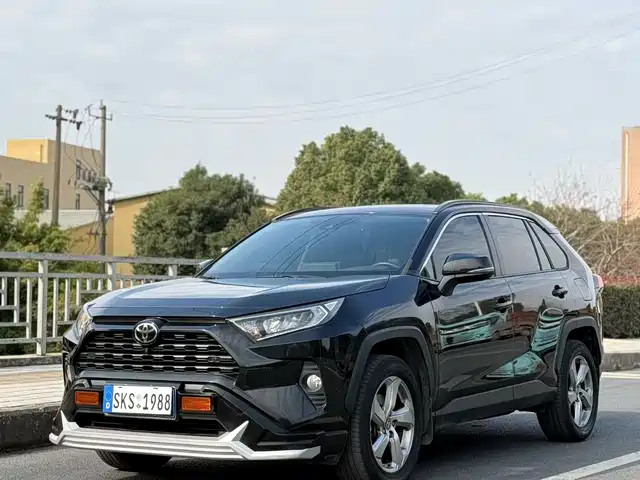 TOYOTA RAV4 RONGFANG