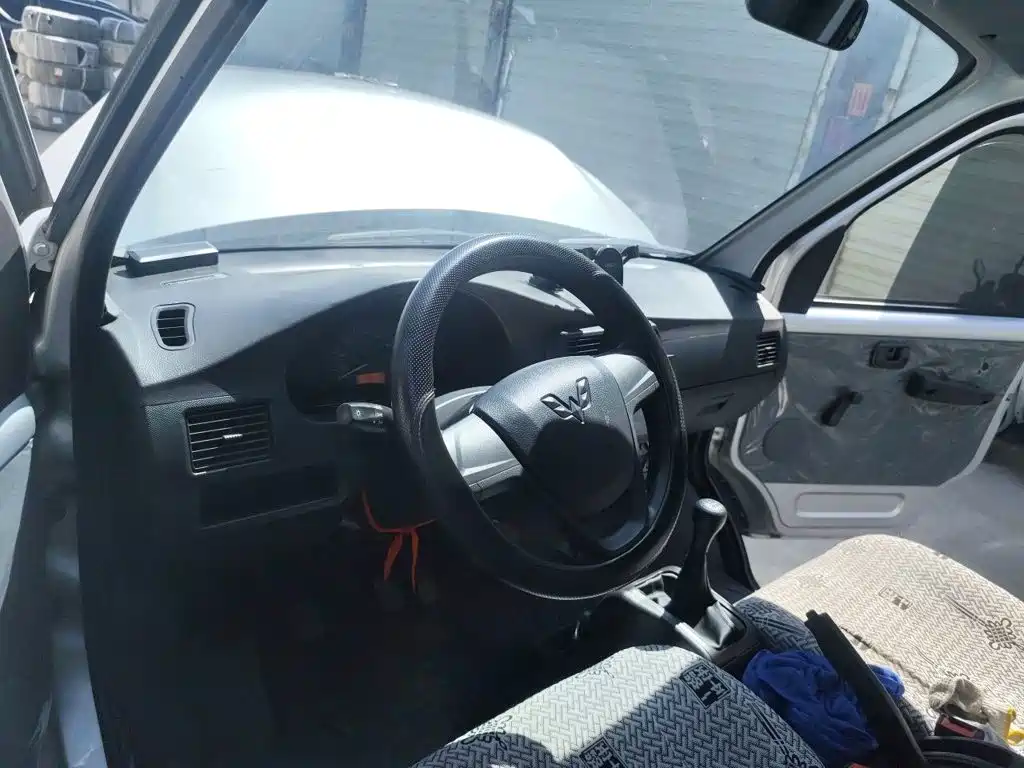 Wuling Rongguang Mini Truck — миниатюра 13