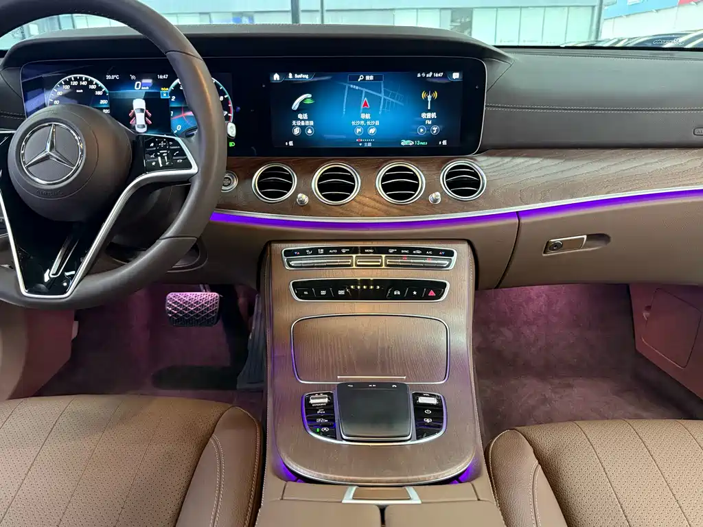 Mercedes-Benz E-Class — миниатюра 8