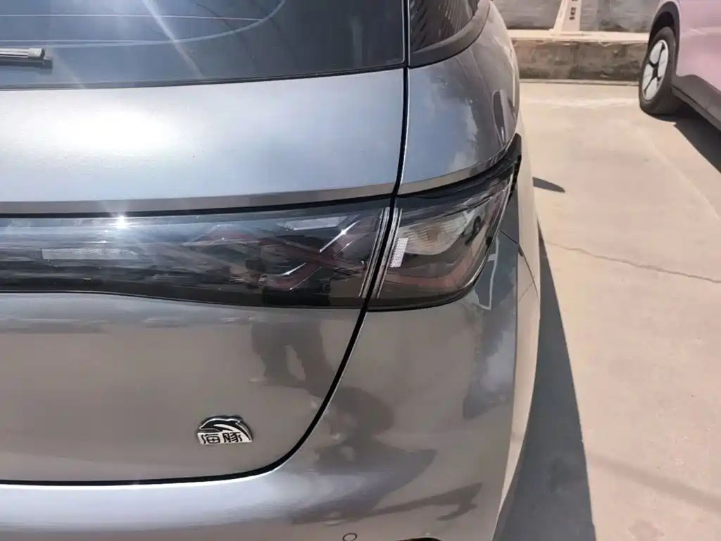 BYD Dolphin — миниатюра 8