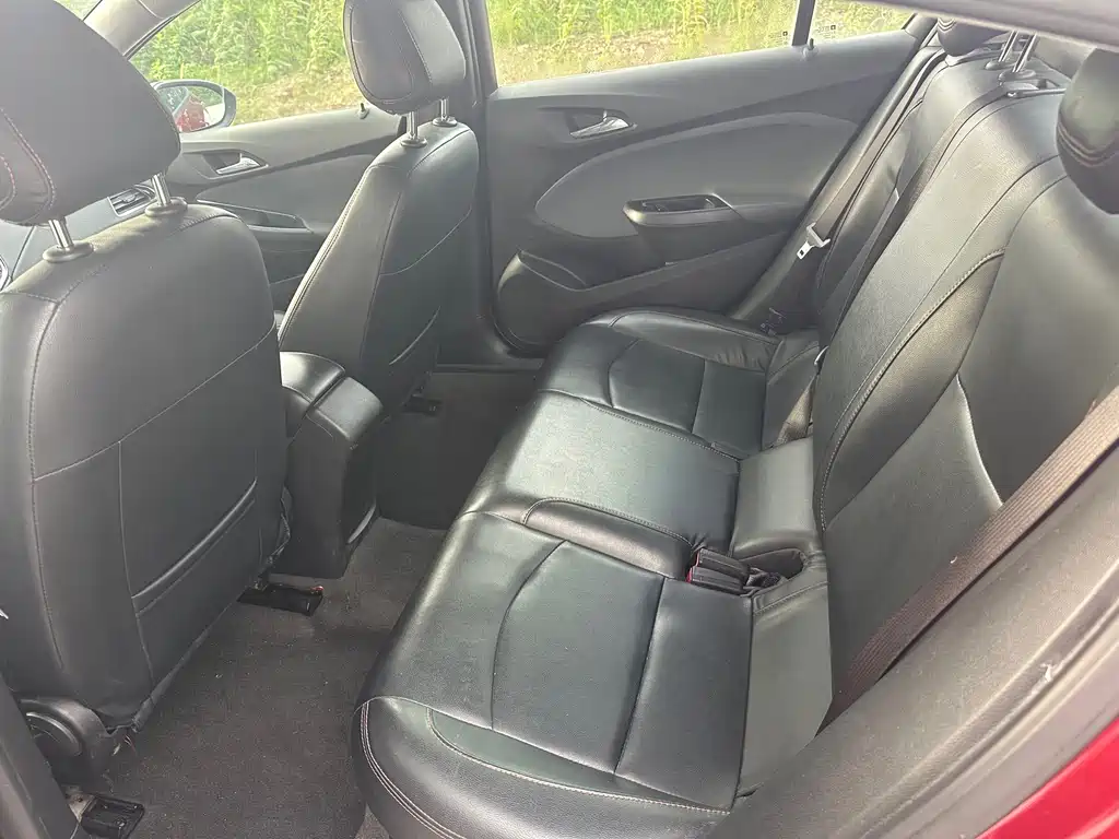 Chevrolet Cruze — миниатюра 7