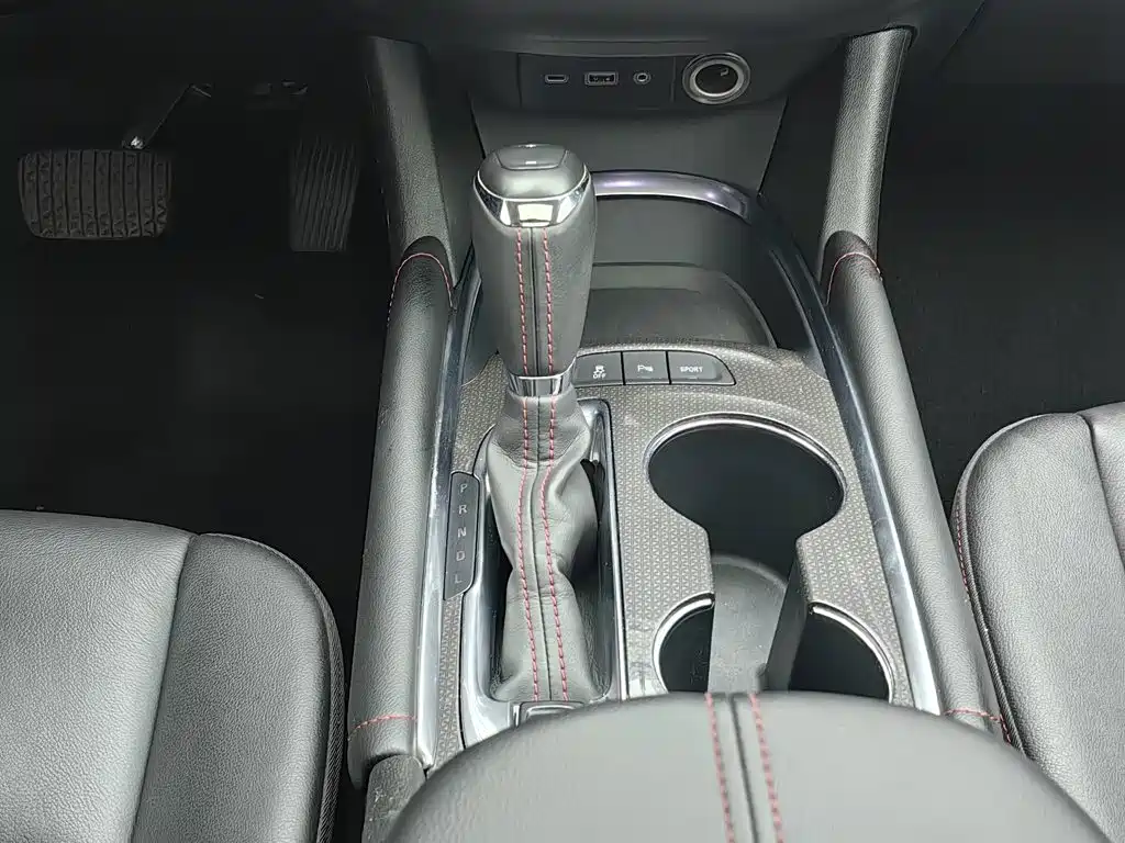 Chevrolet Malibu XL — миниатюра 13