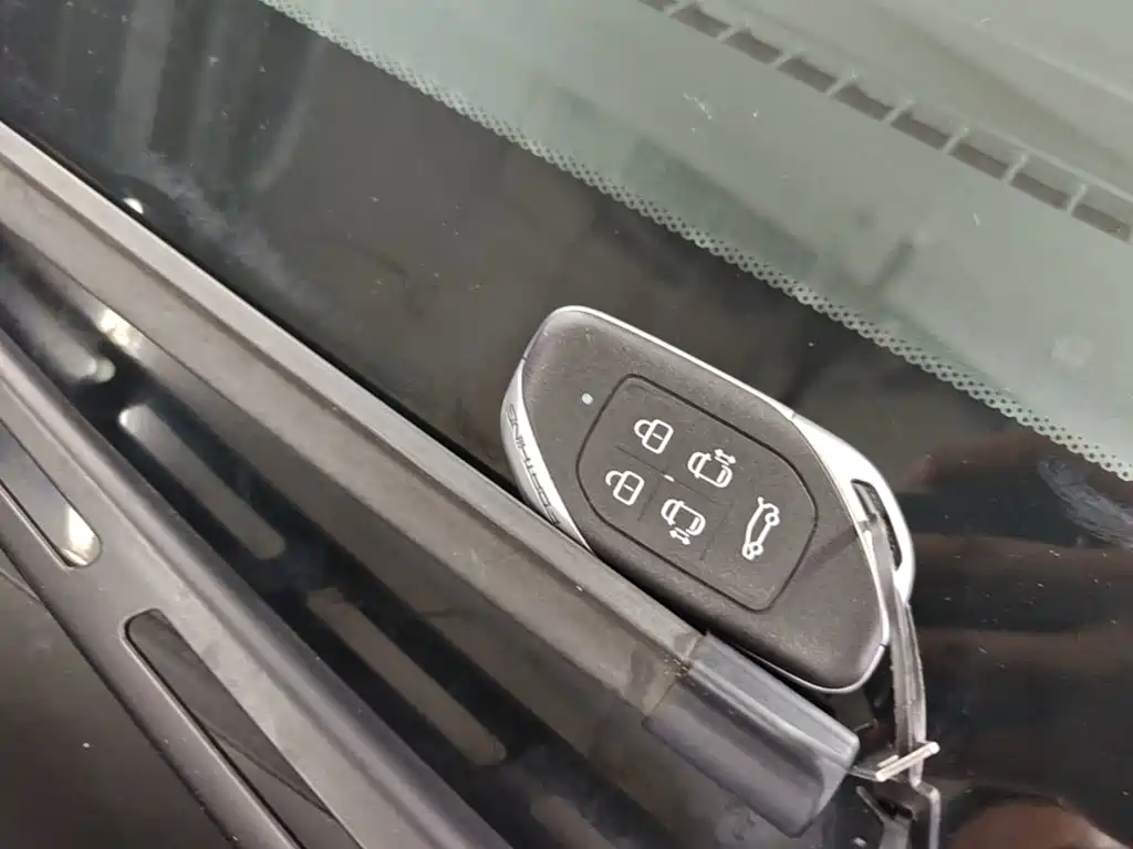 Fengxing Xinghai V9 — миниатюра 9