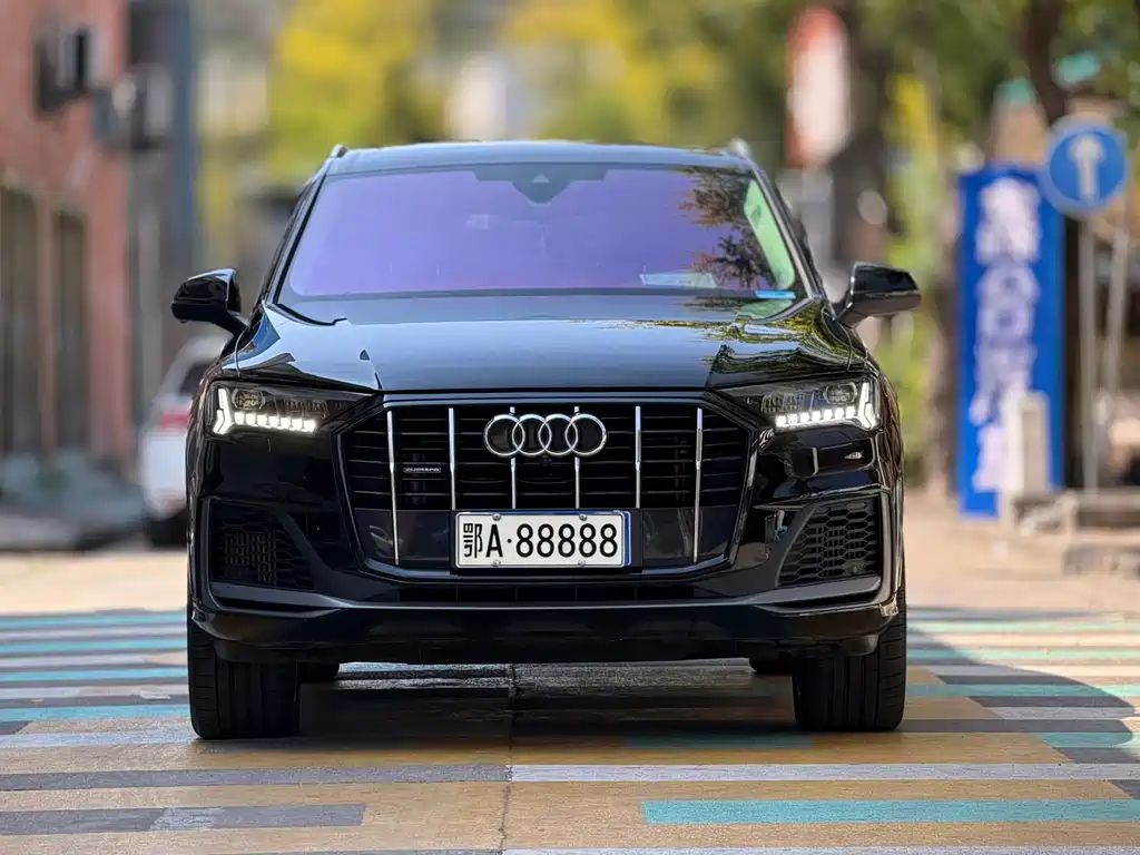Audi Q7 — миниатюра 2