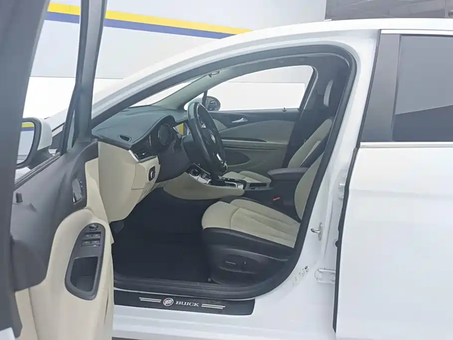 Buick Verano — миниатюра 9