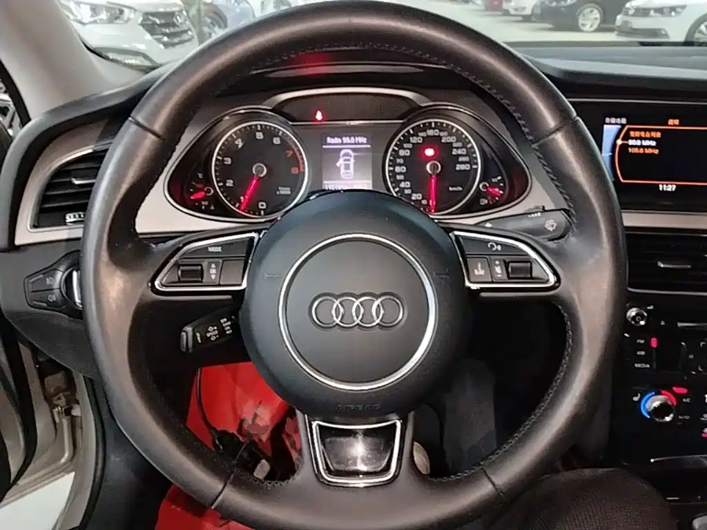 Audi A4L — миниатюра 11