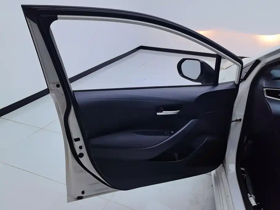 Toyota Corolla — миниатюра 7