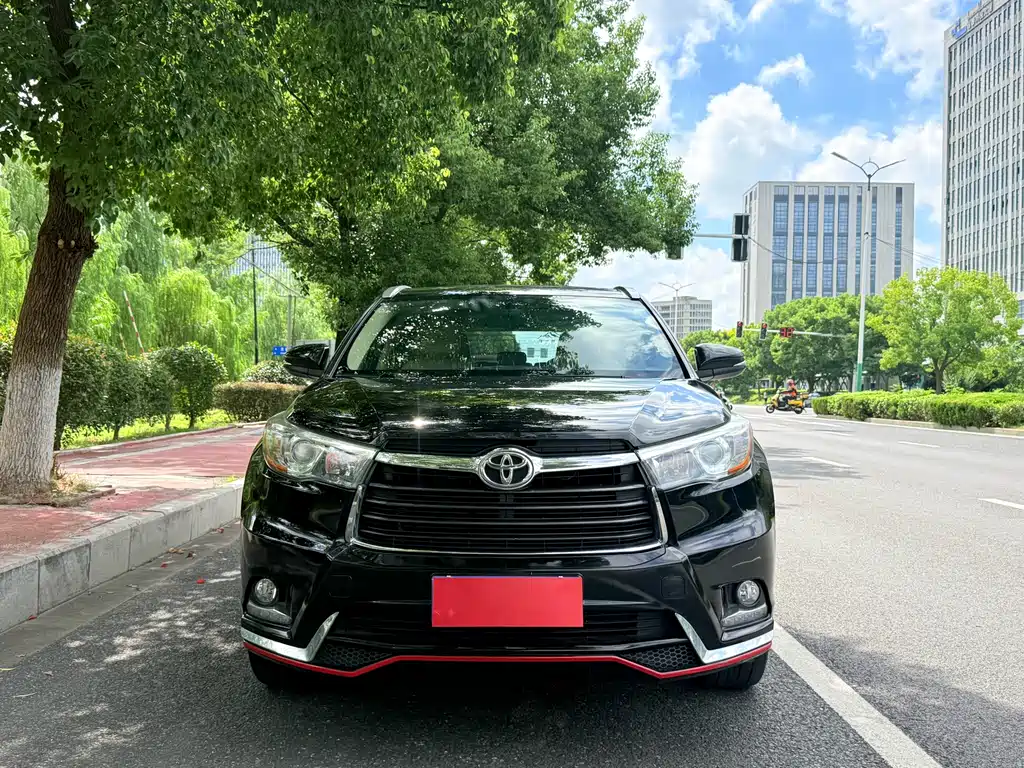 Toyota Highlander — миниатюра 2
