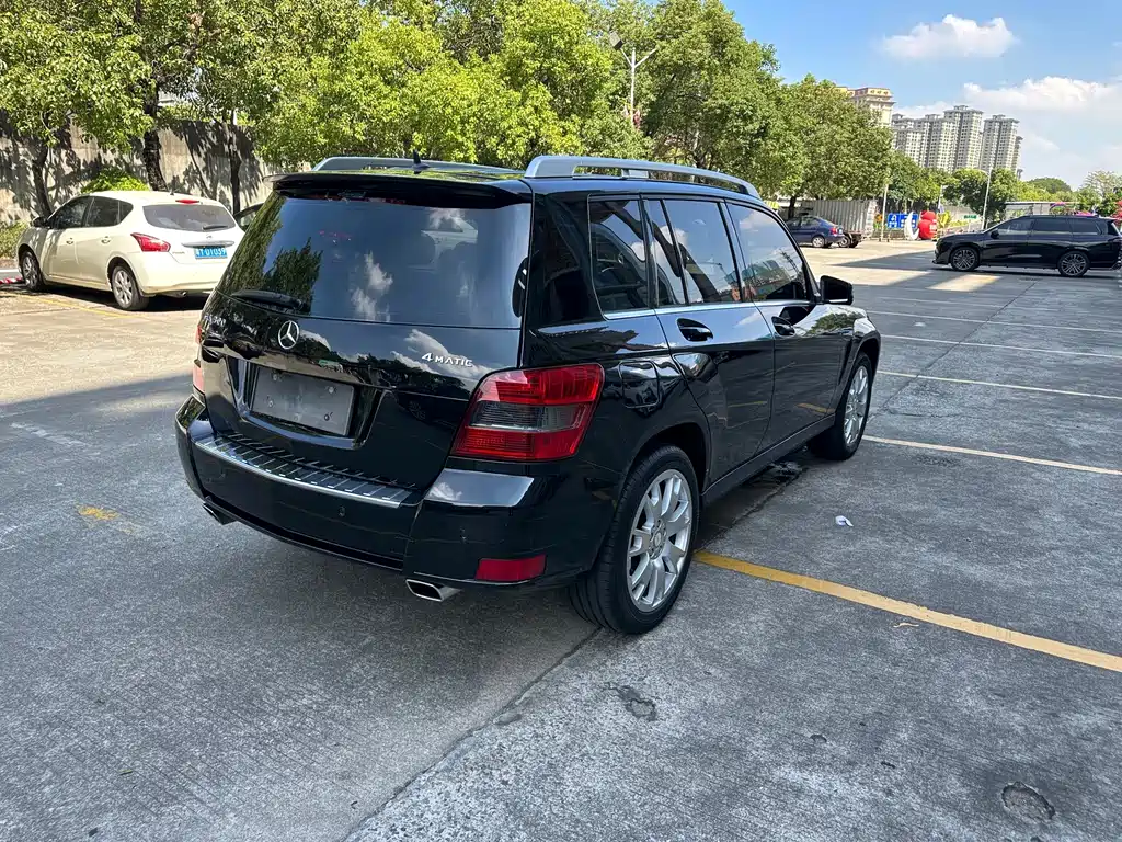 Mercedes-Benz GLK-Class (Import) — миниатюра 4