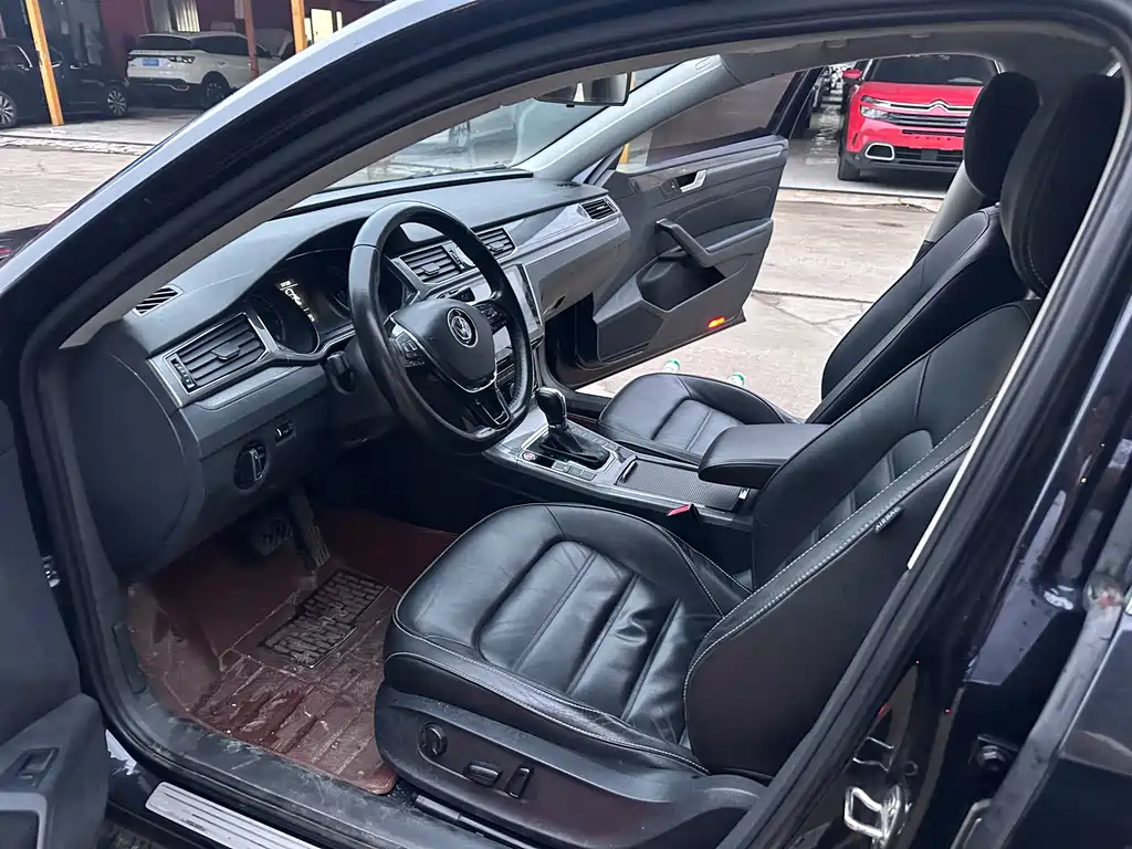 Volkswagen Passat — миниатюра 4