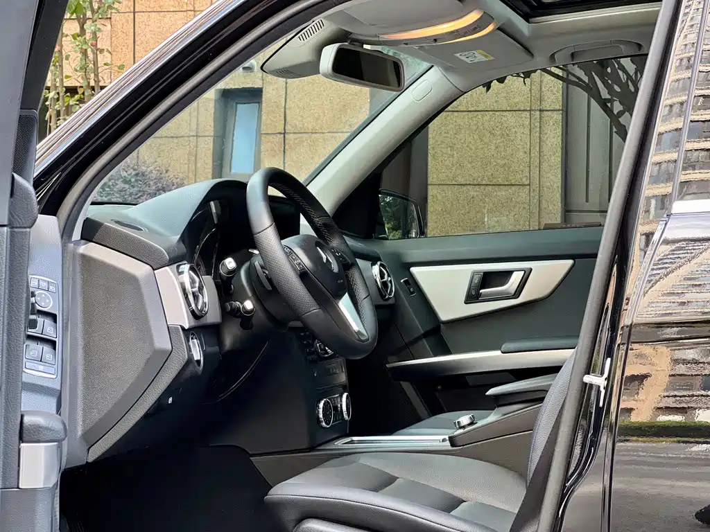 Mercedes-Benz GLK-Class — миниатюра 4