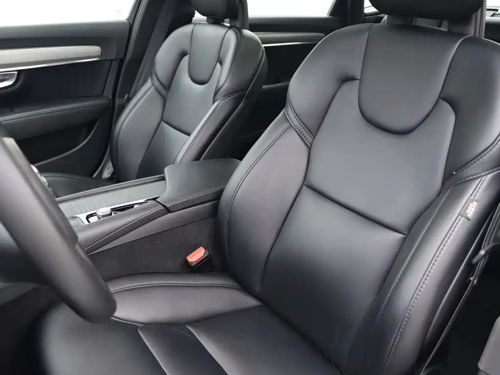 Volvo S90 — миниатюра 7