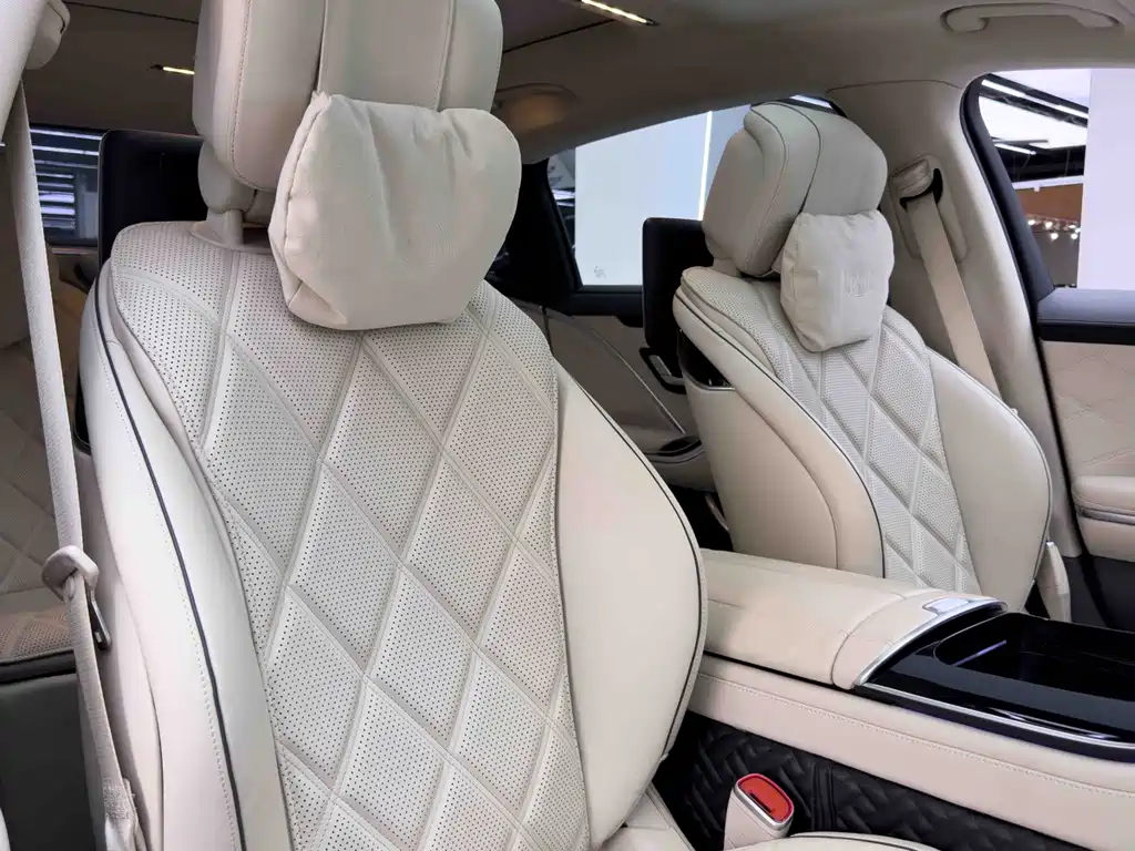 Mercedes-Benz S-Class — миниатюра 13
