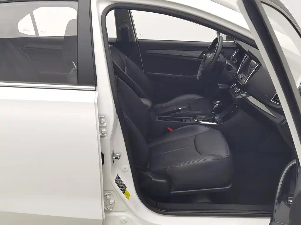Roewe 360 — миниатюра 23