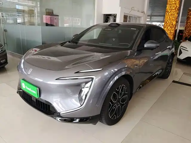 2025 Avatr 07