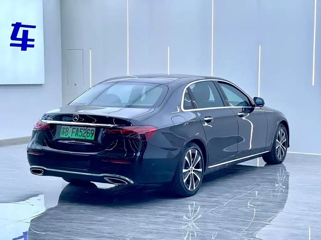 Mercedes-Benz E-Class New Energy — миниатюра 7