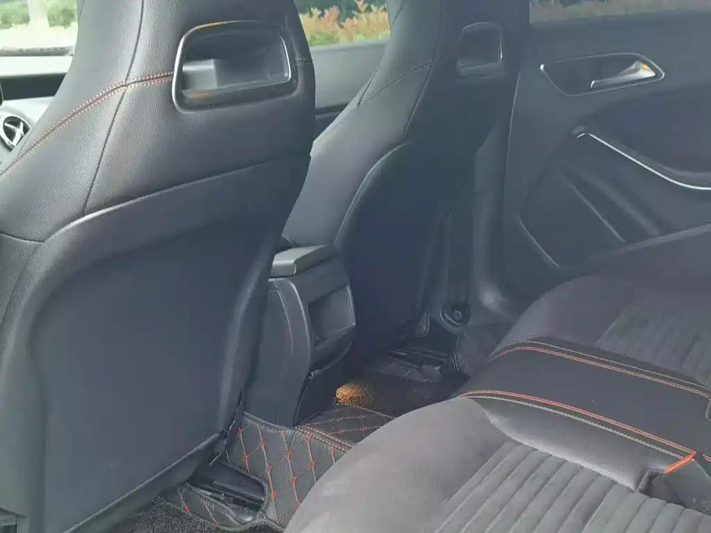 Mercedes-Benz CLA (Import) — миниатюра 8