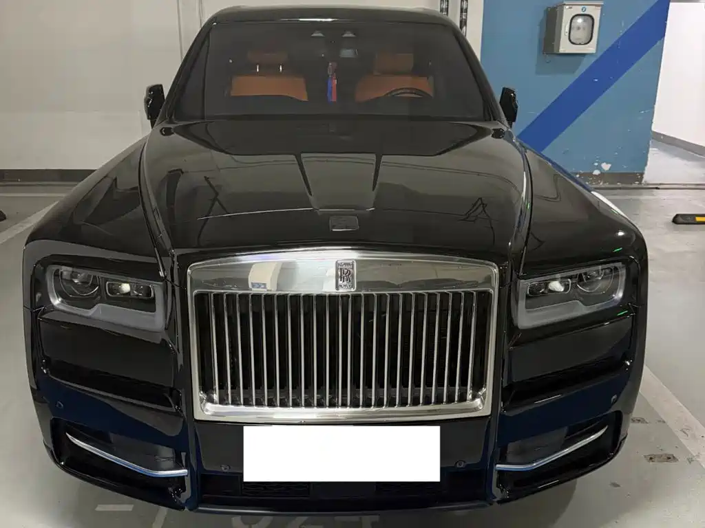 Rolls-Royce Cullinan — миниатюра 2
