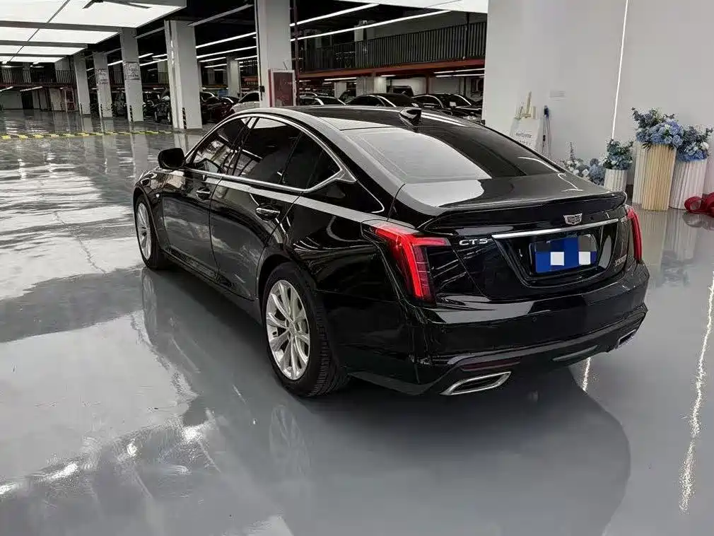 Cadillac CT5 — миниатюра 13