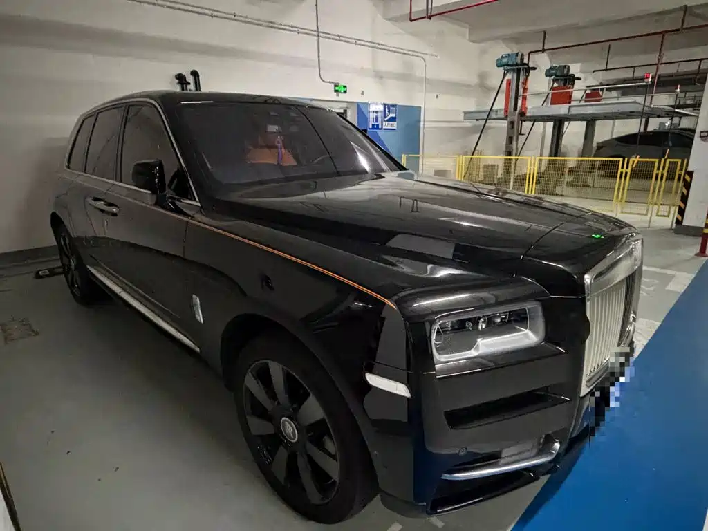 Rolls-Royce Cullinan — миниатюра 3