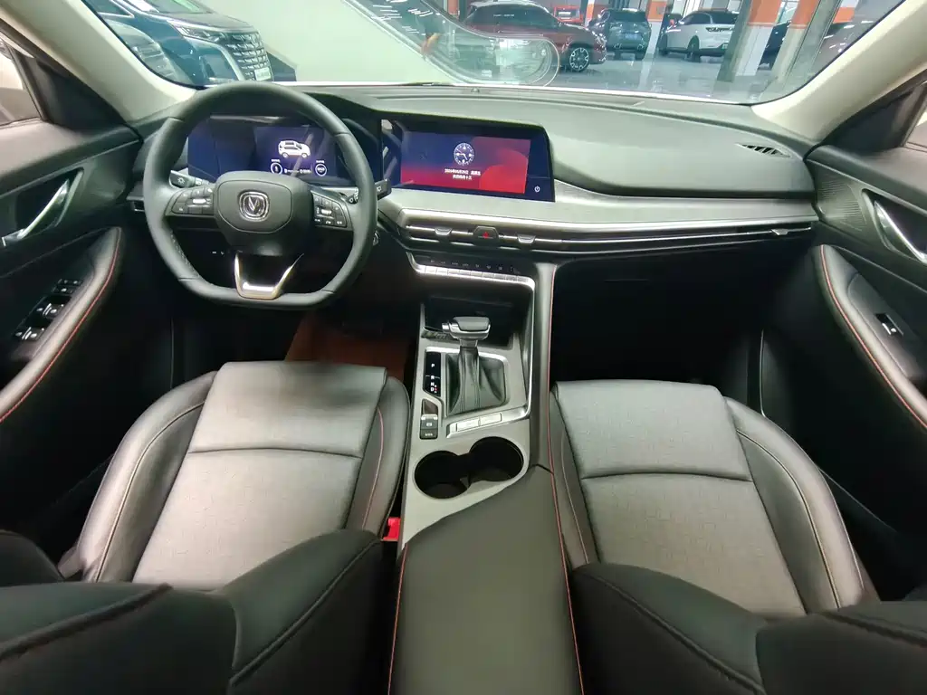 Changan CS35PLUS — миниатюра 11