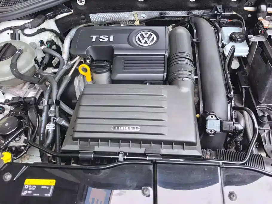 Volkswagen T-Roc — миниатюра 10
