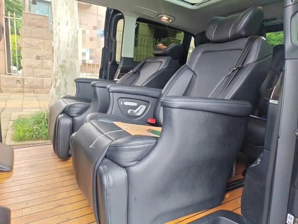 Mercedes-Benz V-Class — миниатюра 15