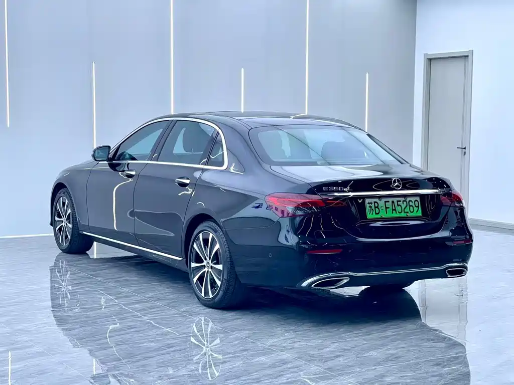 Mercedes-Benz E-Class New Energy — миниатюра 9