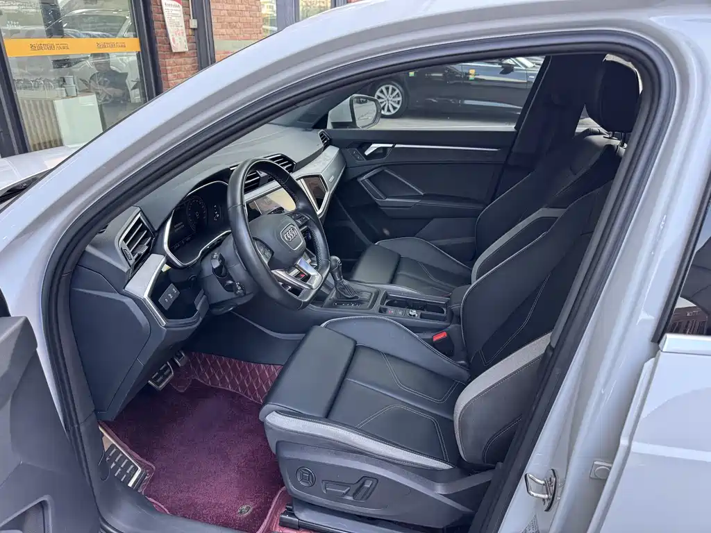 Audi Q3 — миниатюра 8
