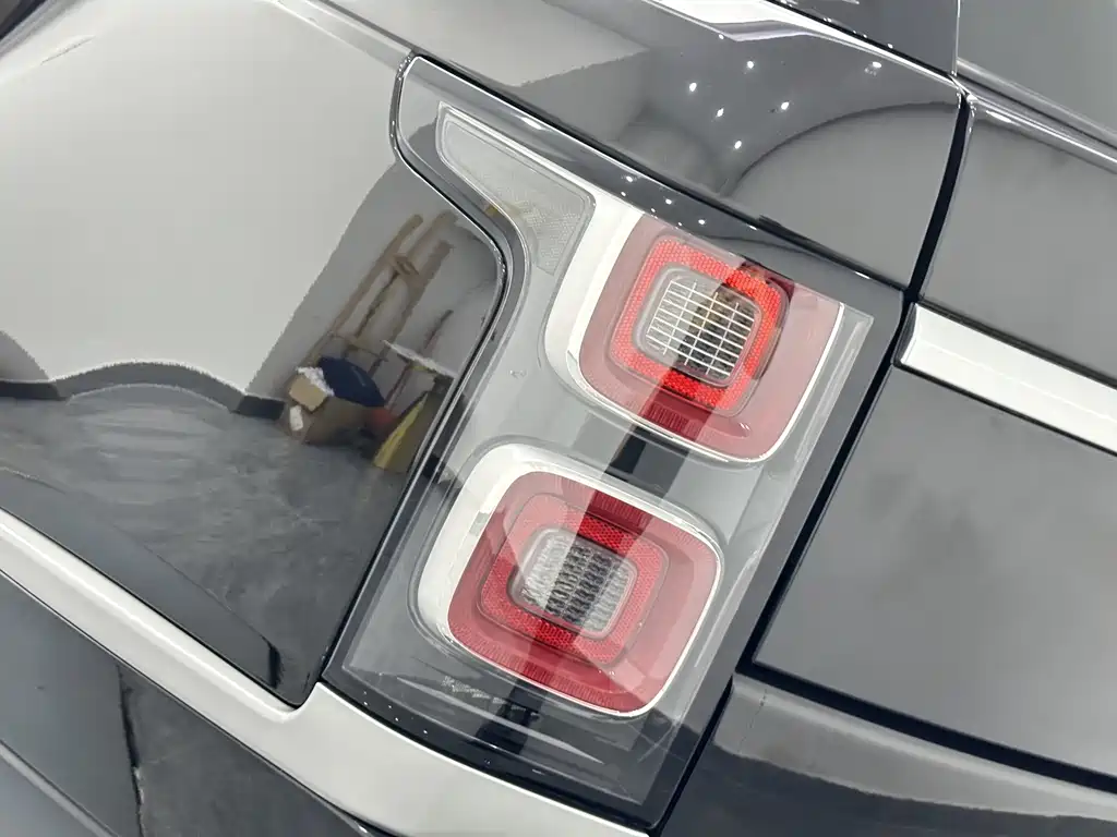 Land Rover Range Rover — миниатюра 19