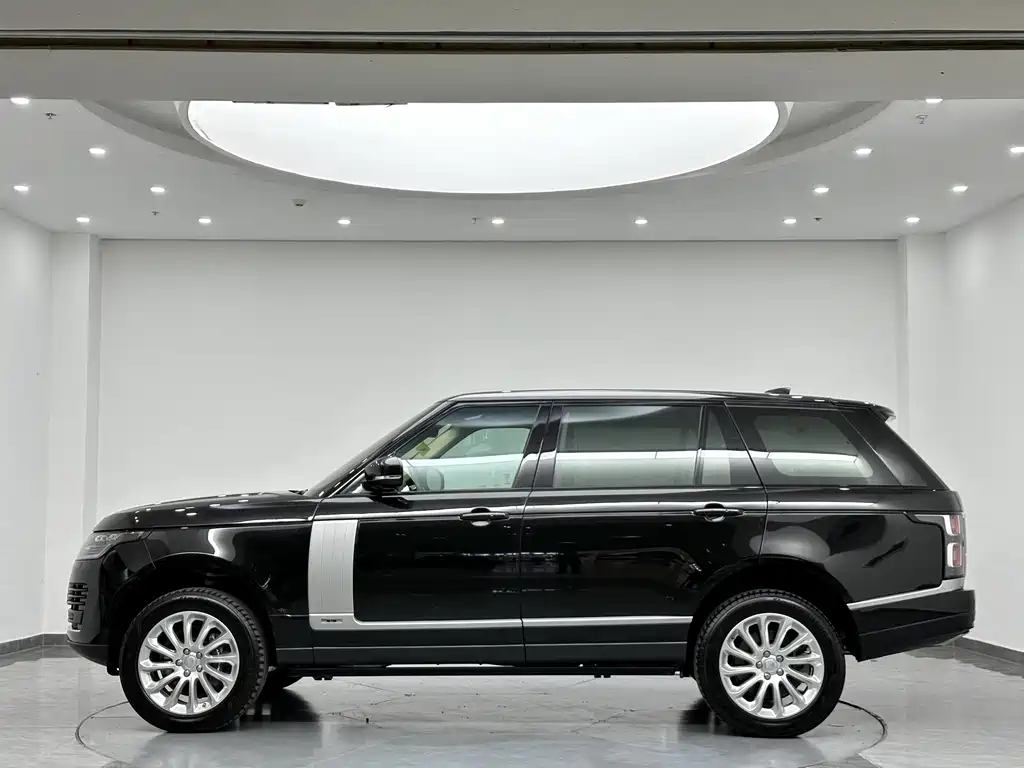 Land Rover Range Rover — миниатюра 5