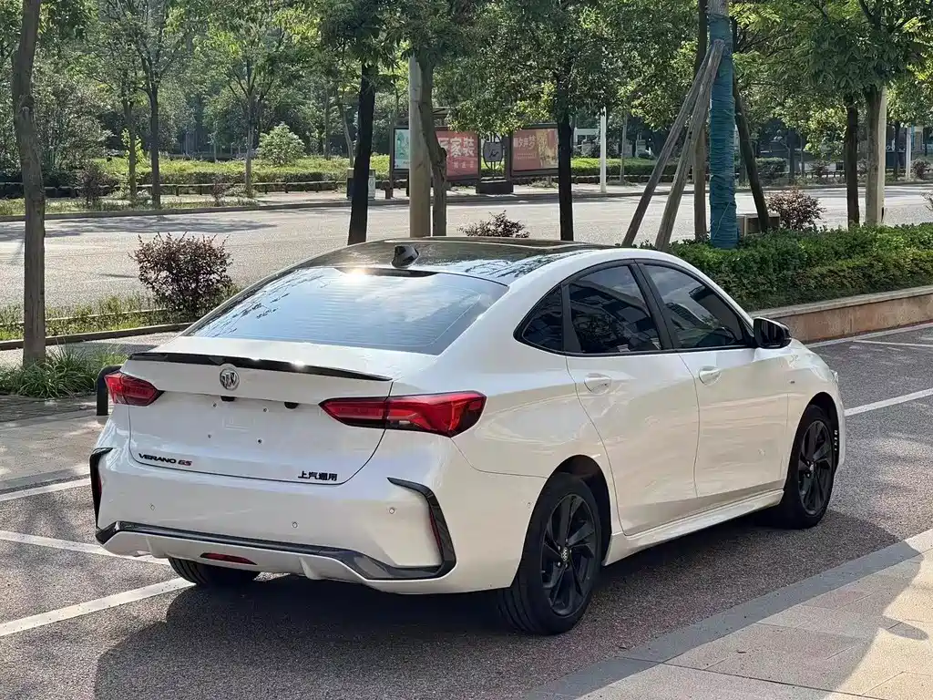 Buick Verano — миниатюра 7