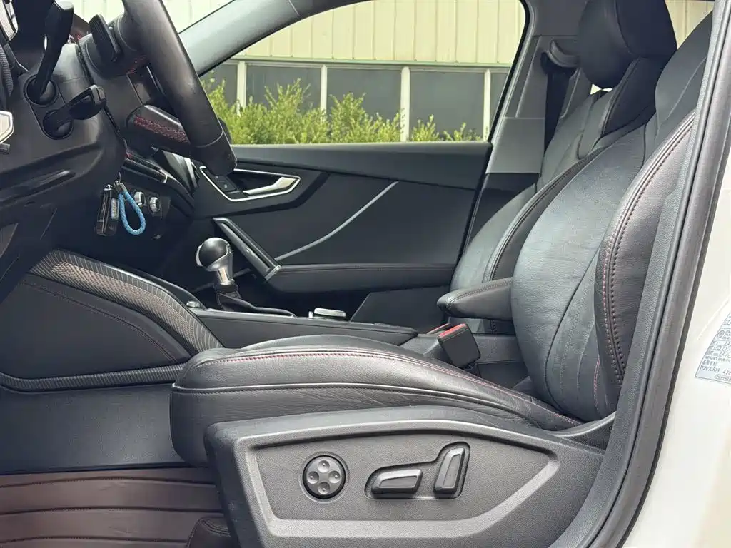 Audi Q2L 2022 35 TFSI