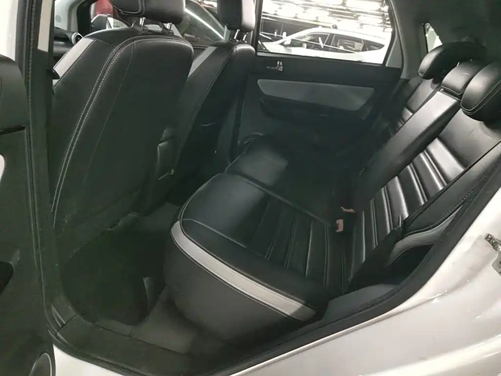 BAIC New Energy EC5 — миниатюра 17