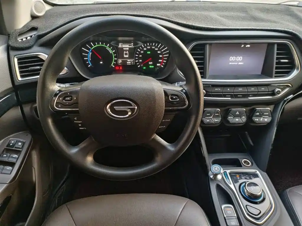 GAC TRUMPCHI GS4 NEW ENERGY