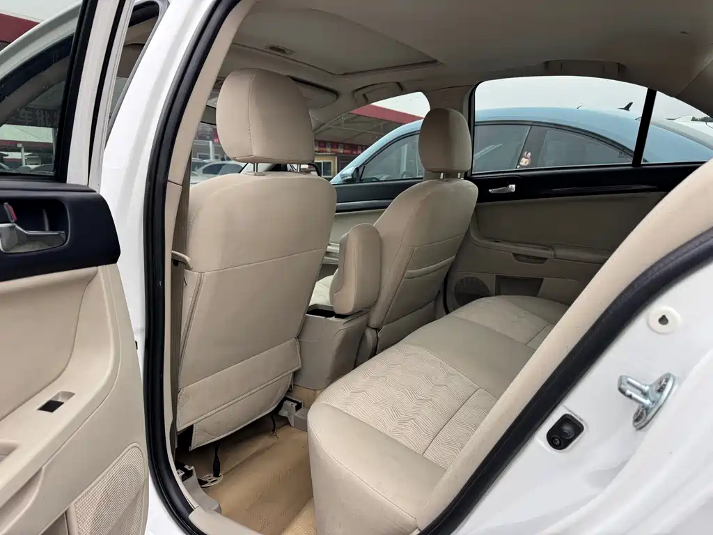 Mitsubishi Lancer EX Fashion Edition 1.8L Manual Luxury Type, фото 4
