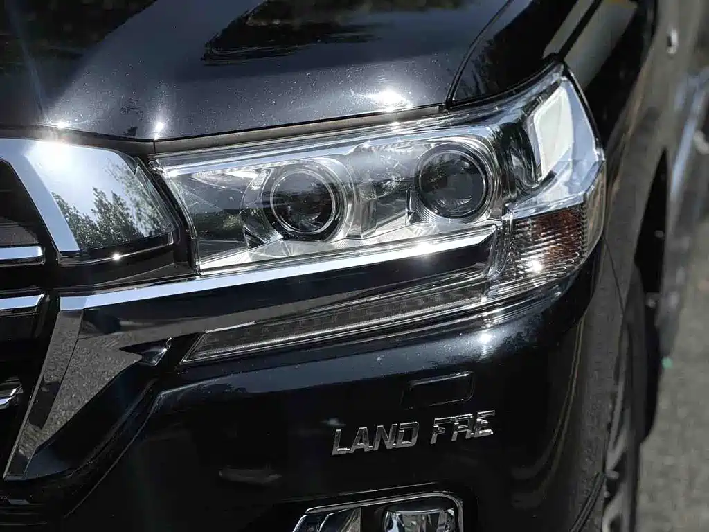 Toyota Land Cruiser — миниатюра 4