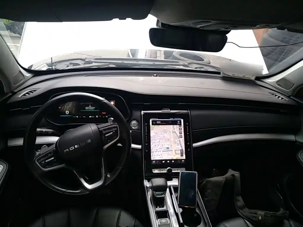 Roewe RX5 eMAX — миниатюра 10