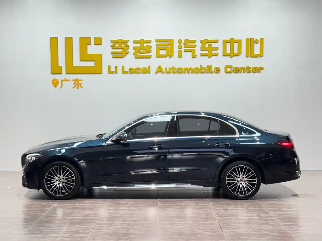 Mercedes-Benz C-Class — миниатюра 4