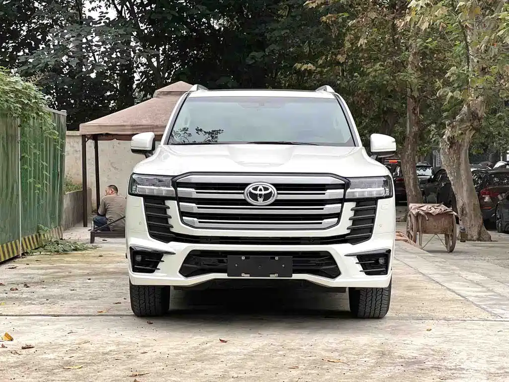 Toyota Land Cruiser — миниатюра 7