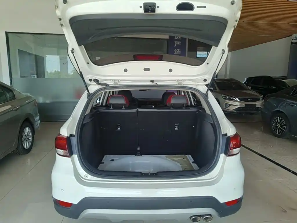 Kia KX Cross — миниатюра 19